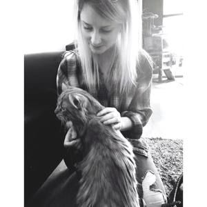 Meet your Posher, Claire